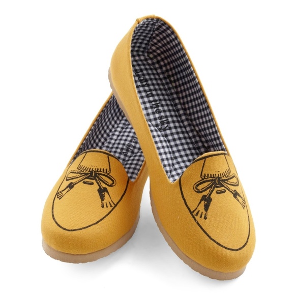 Modcloth Shoes - Loly in the Sky Fernanda Loafers Flats Size 6